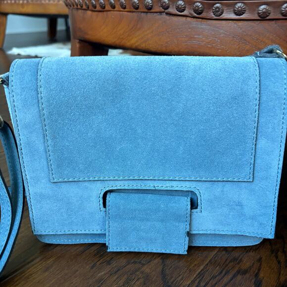 Uno Alla Volta Italian Suede Santo Spirito Crossbody Blue - Picture 4 of 15